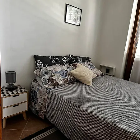 Crock House בית נופש *